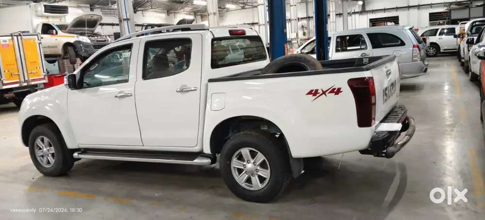 Isuzu V-cross 4x4 2017 Well Maintained,fancy Number