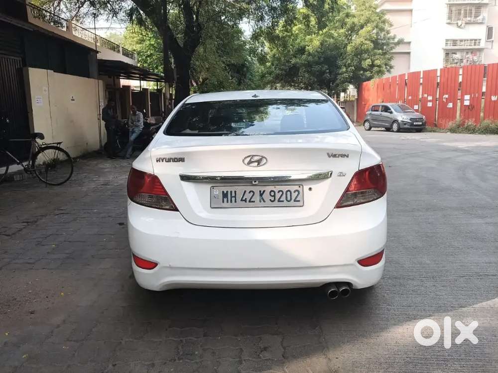 Hyundai Verna 2015 Diesel,only 5days Old All Tyres.well Maintained