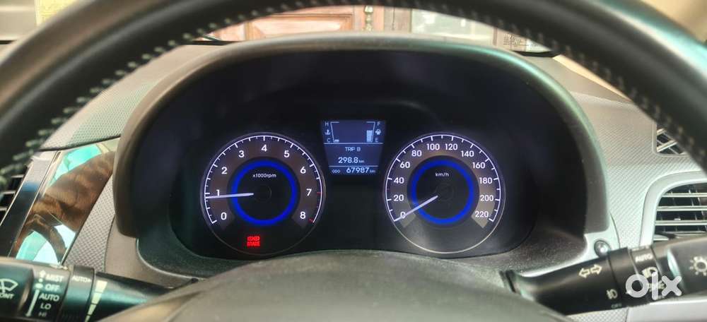 Hyundai Verna 2016 Km Driven