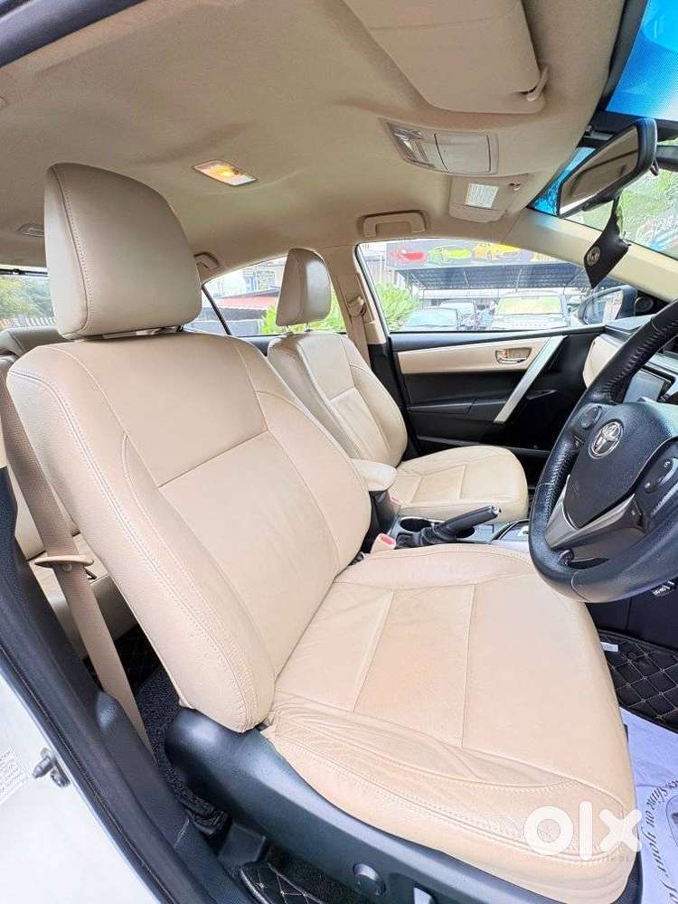 Toyota Corolla Altis 1.8 Vl, 2014, Petrol
