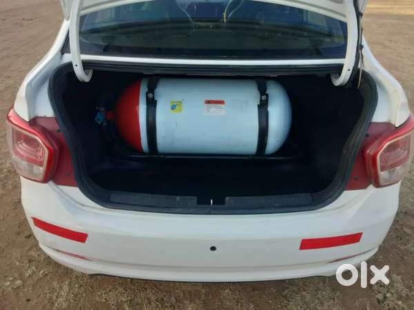 Hyundai Xcent CNG