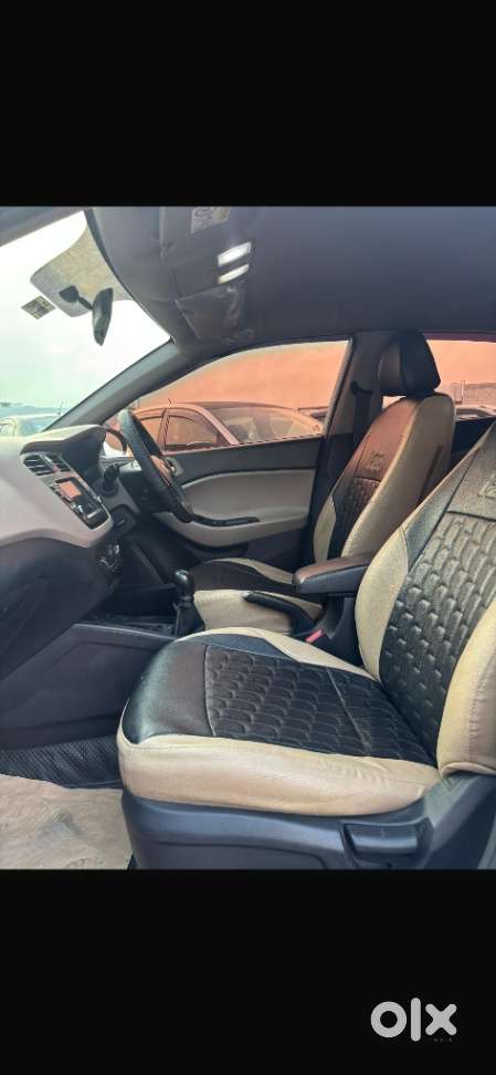 Hyundai I20 Sportz 1.2 Bs-iv, 2018, Petrol