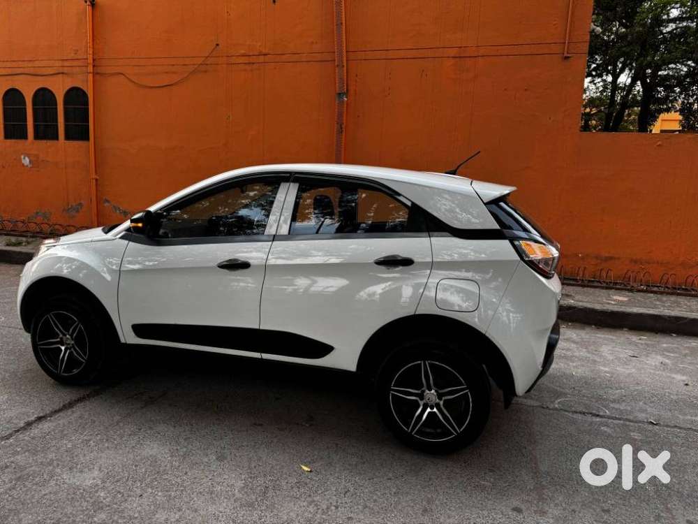Tata Nexon 1.5 Revotorq Xm (s), 2019, Diesel