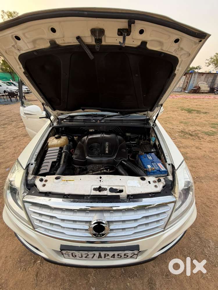 Mahindra Rexton, 2015, Diesel