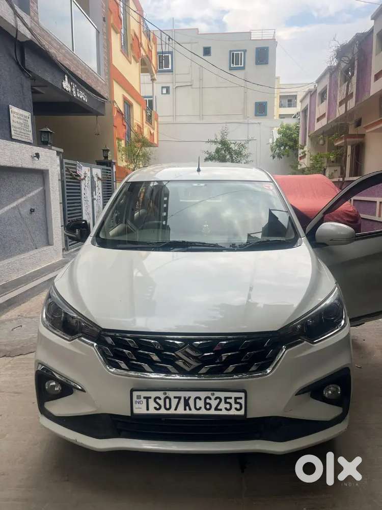 Maruti Suzuki Ertiga 2023 Petrol 47194 Km Driven