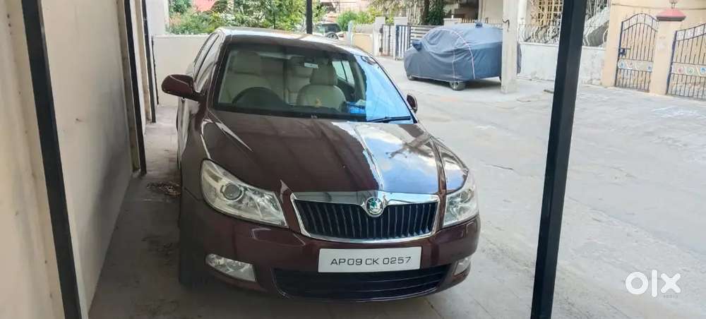Skoda Laura Diesel Automatic 2012