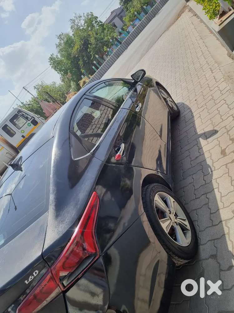 Hyundai Verna 1.6 Crdi Top Model Engine Condition Very Good