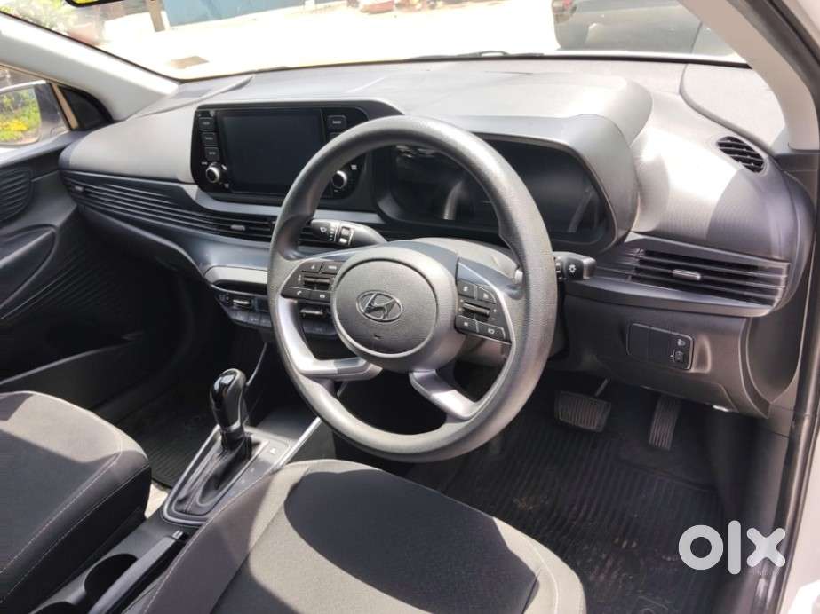 Hyundai I20 Sportz 1.2 Ivt, 2023, Petrol