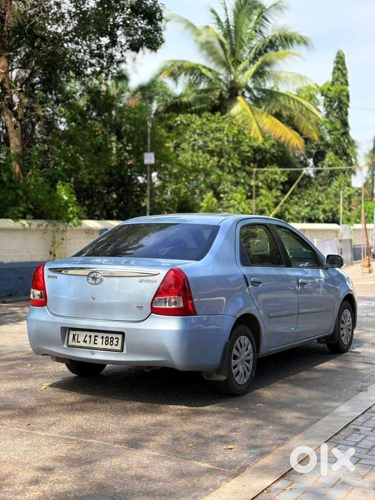 Toyota Etios 2011 Petrol Well Maintained