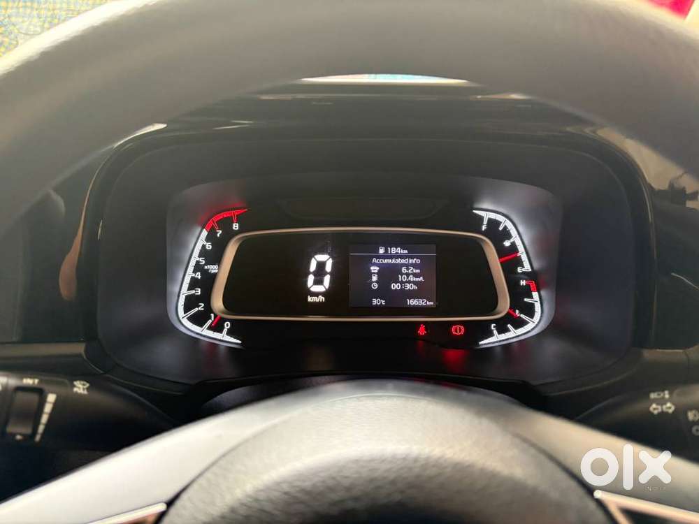 2022 Kia Sonet Htk+ 1.2 Petrol  17,000 Km  Single Owner