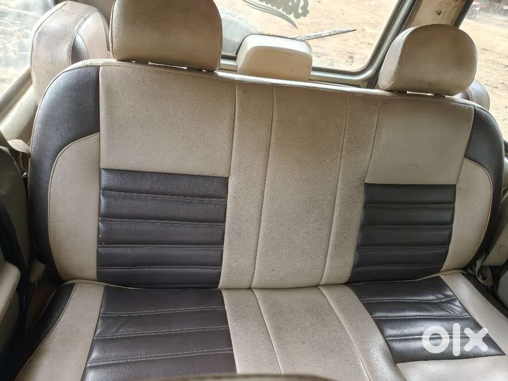 Mahindra Bolero 2011