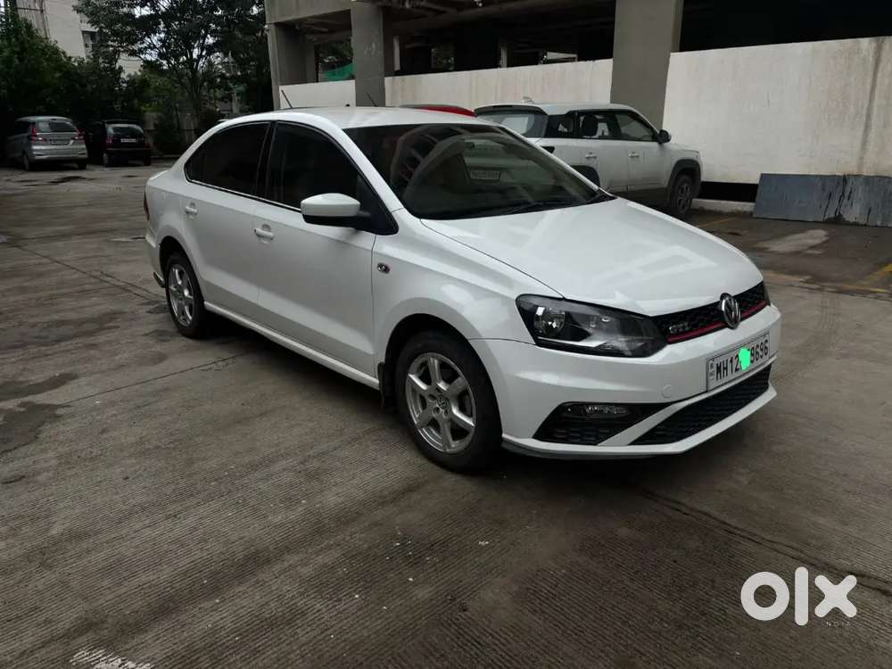 Volkswagen Vento Highline 2014