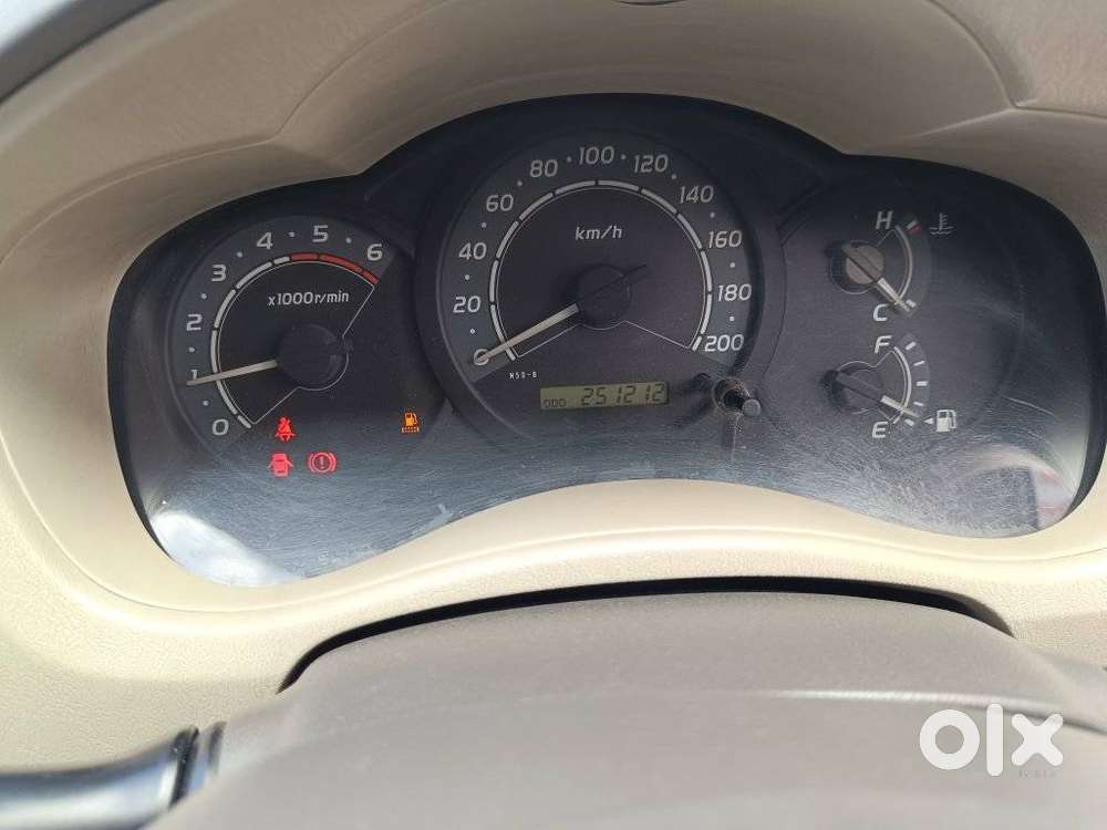Toyota Innova 2.5 Gx (diesel) 7 Seater, 2011, Diesel
