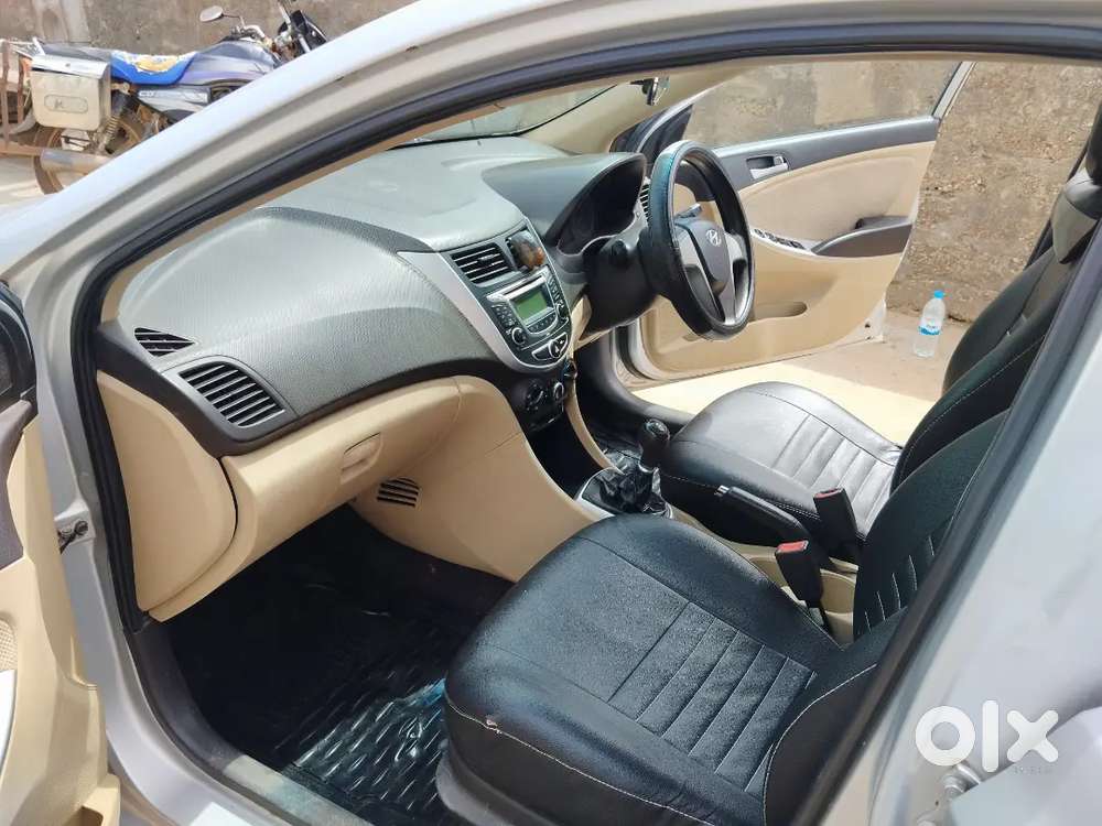 Hyundai Verna 2012