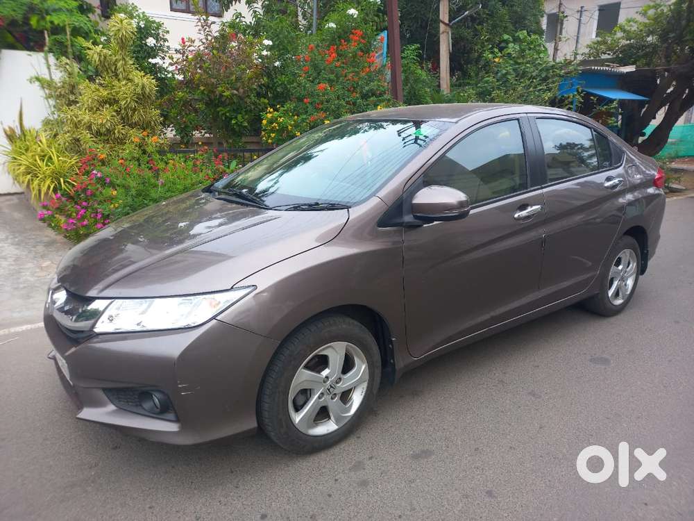 Honda City I-vtec V, 2016, Petrol