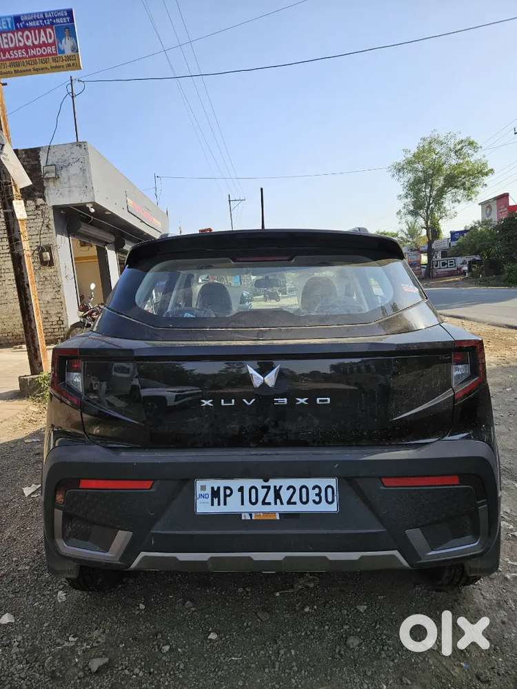 Mahindra Xuv 3xo Mx2 Diesel 2025 Mob.98265sewan1217