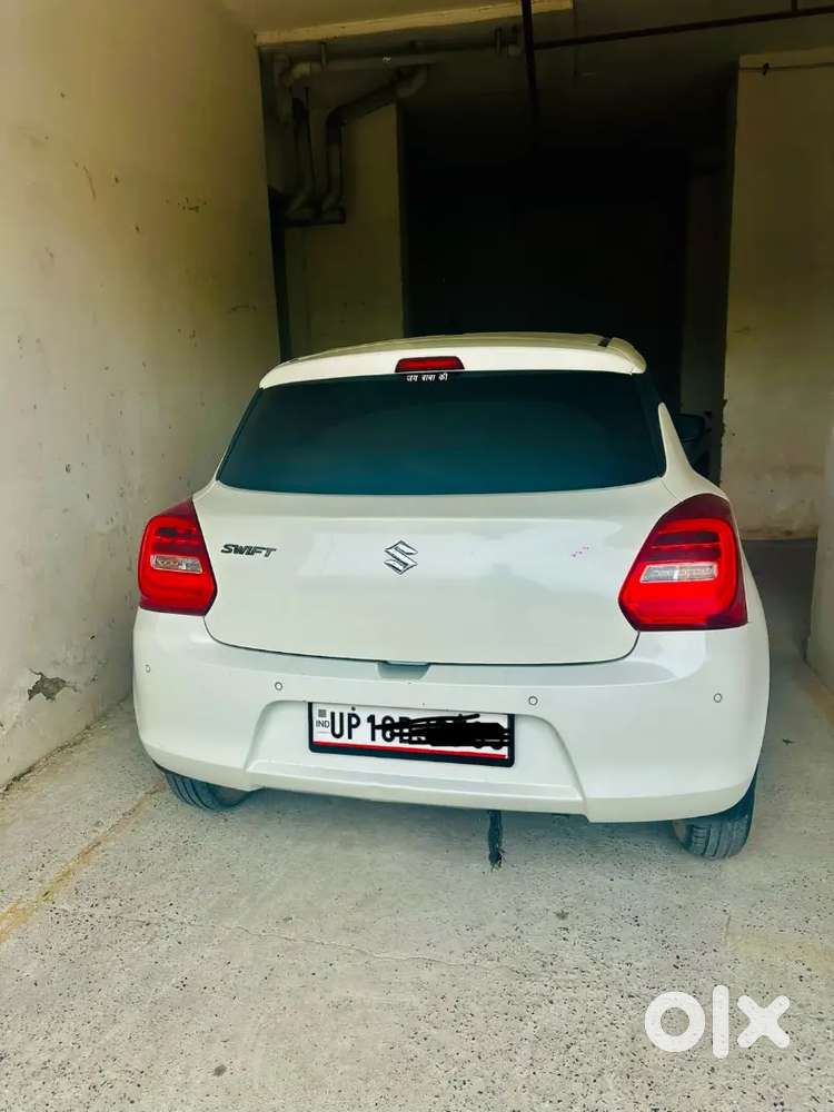 Maruti Suzuki Swift 2023 Petrol Manual 1st Owner