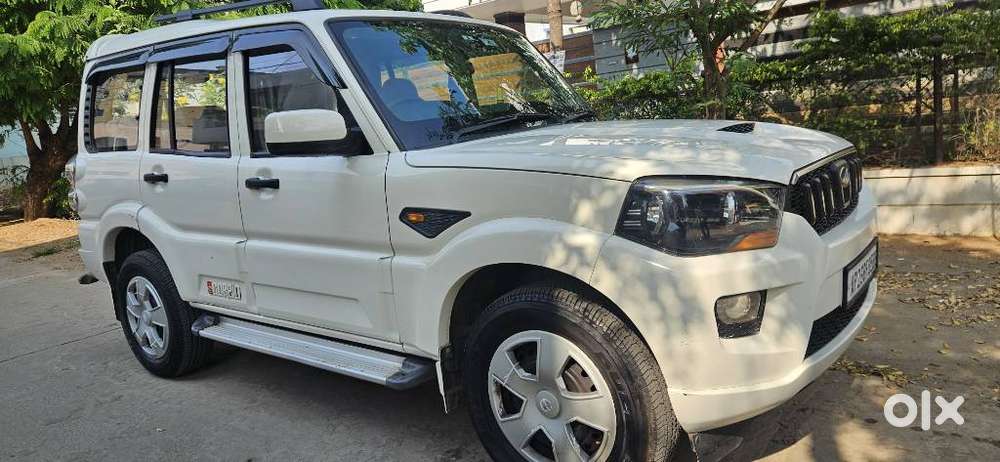 Mahindra Scorpio S4 Plus, 2016, Diesel