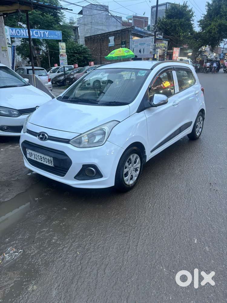 Hyundai Grand I10 Sportz, 2015, Diesel