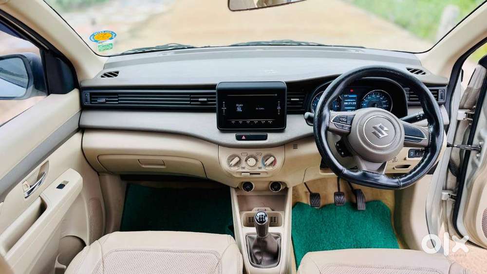 Maruti Suzuki Ertiga 1.5 Vxi, 2021, Petrol