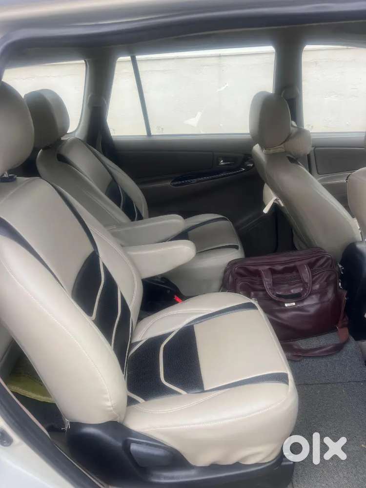 Toyota Innova 2.5 Z 2015