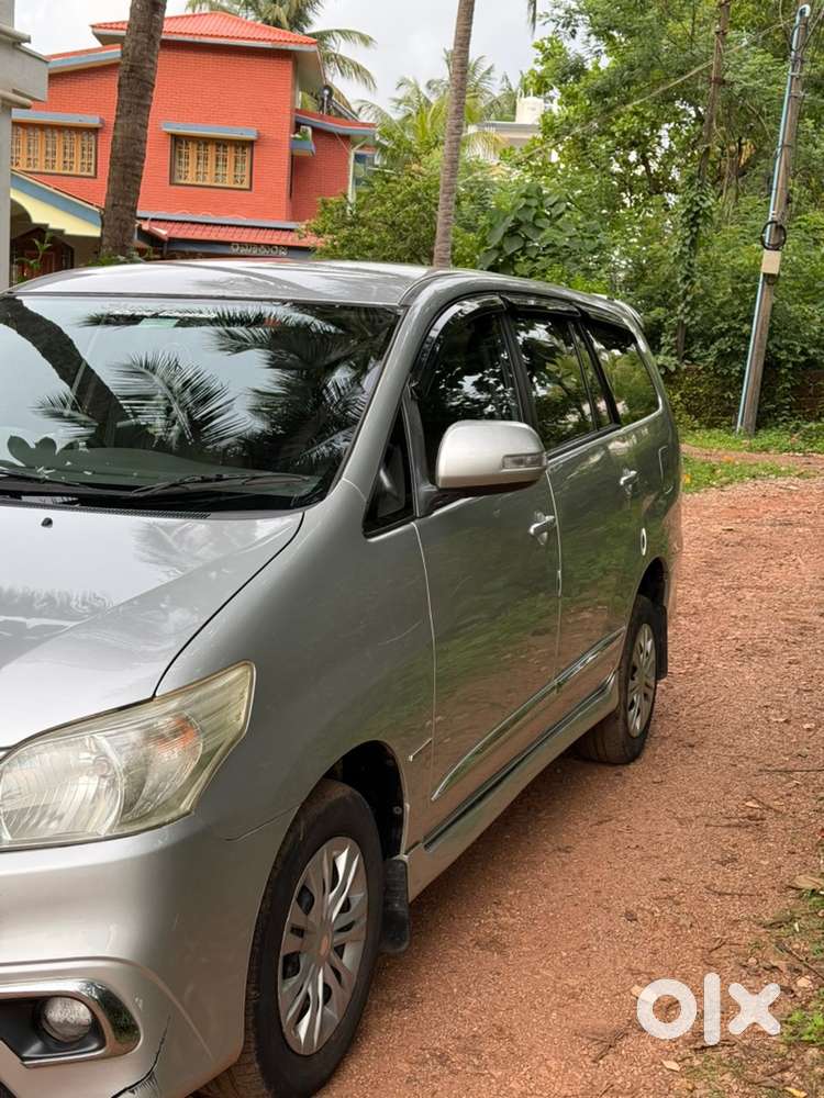Toyota Innova Diesel 2011