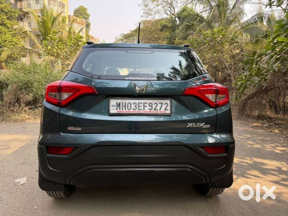 Mahindra Xuv300 1.2 W6 Amt Petrol, 2024, Petrol