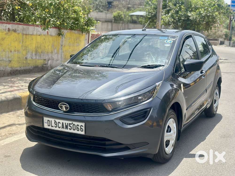Tata Altroz 1.2 Xe, 2021, Petrol