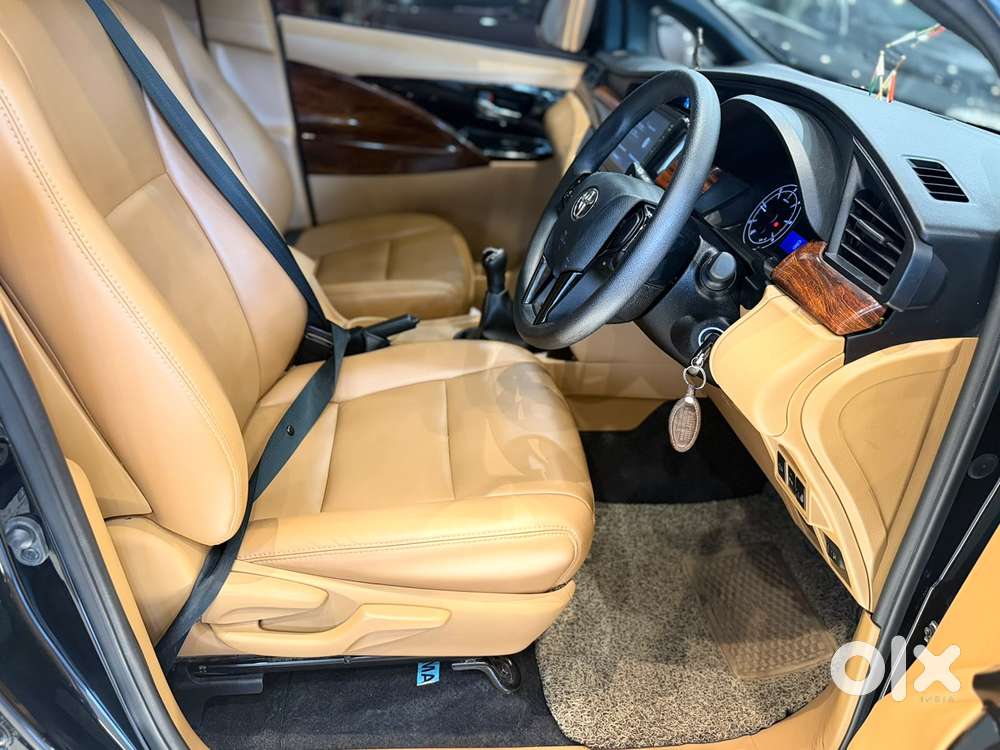 Toyota Innova Crysta 2.4g( Gx+ Mt), 2025, Diesel