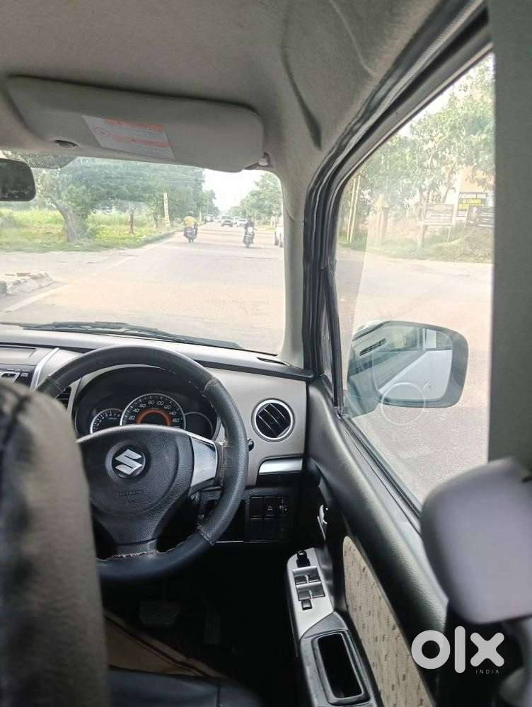 Maruti Suzuki Wagon R Vxi Amt1.2, 2016, Petrol