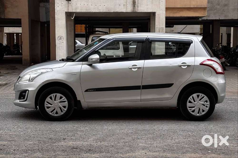 Maruti Suzuki Swift Vxi Abs Bsiv, 2017, Petrol