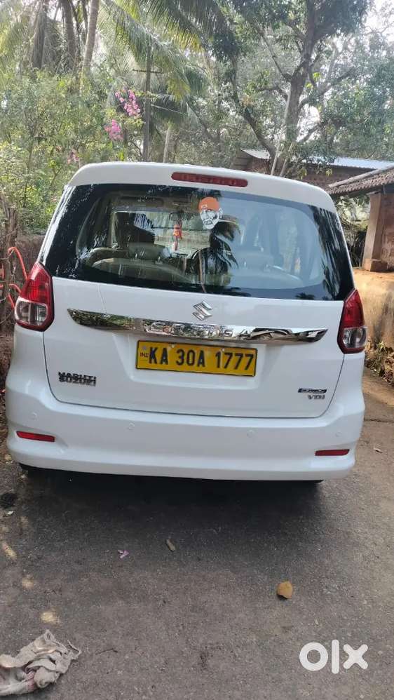 Maruti Suzuki Ertiga 2016 Diesel 135000 Km Driven