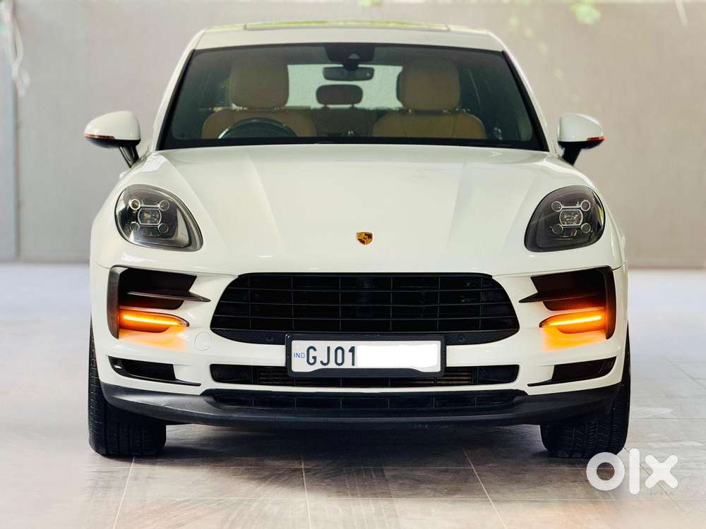 Porsche Macan 2.0 Petrol, 2022, Petrol