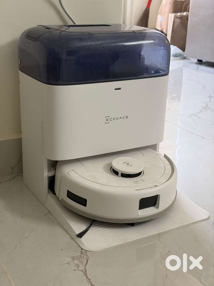 ECOVACS DEEBOT MINI + OMNI Station - Mop Plates Missing