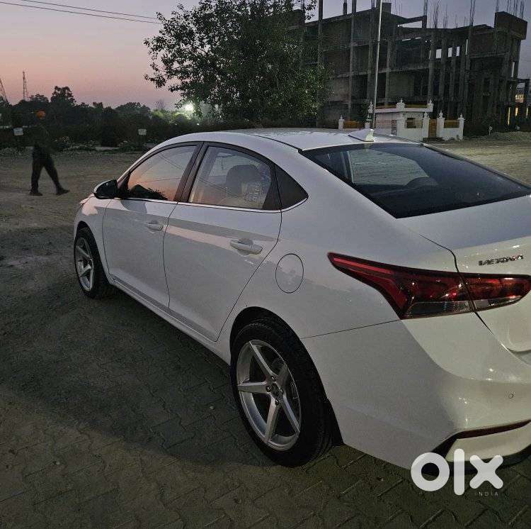 Hyundai Verna 1.5 Sx Diesel Mt, 2018, Diesel