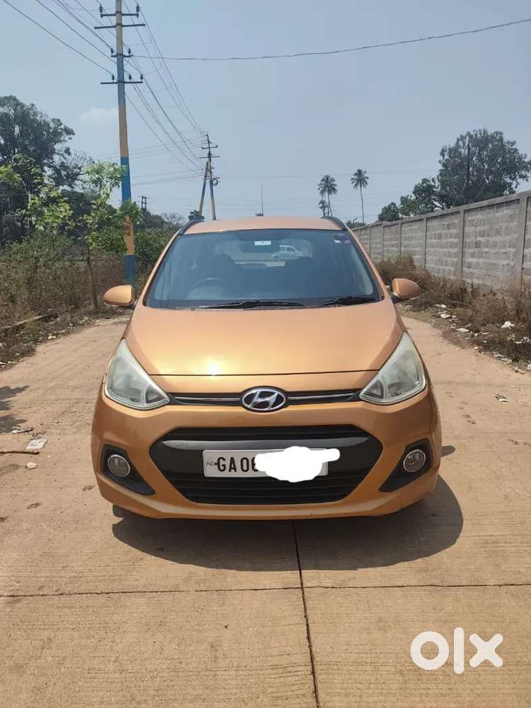Hyundai Grand I10 2016 Petrol 120000 Km Driven