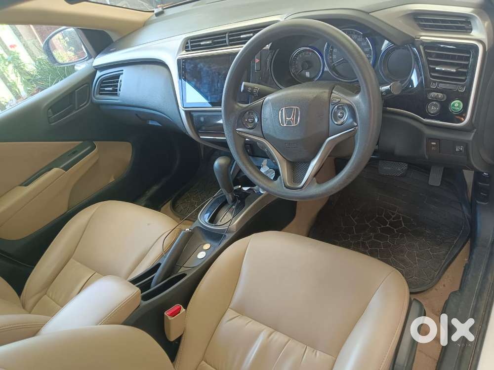 Honda City V At Exclusive, 2016, Petrol