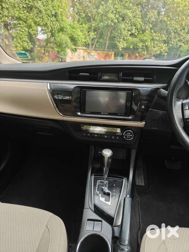 Toyota Corolla Altis 1.8 G Cvt, 2017, Petrol