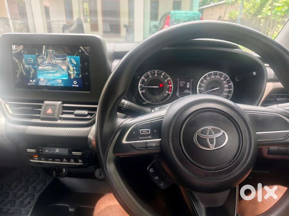Toyota Urban Cruiser 2025 Manual Taisor