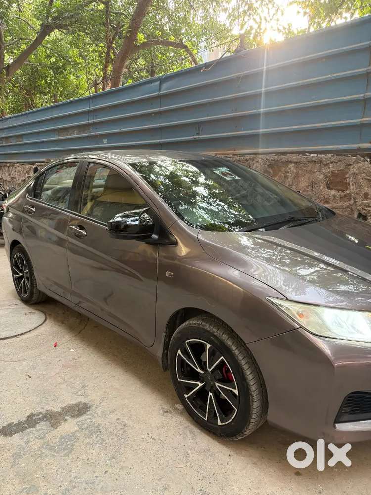 Honda City 2015 Cng & Hybrids 93000 Km Driven