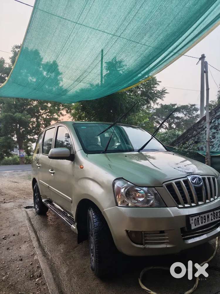 Mahindra Xylo 2010