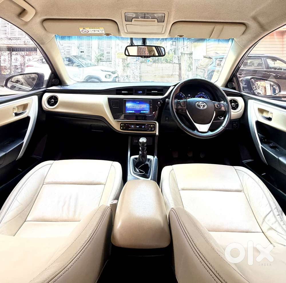Toyota Corolla Altis 1.8 Gl, 2017, Petrol
