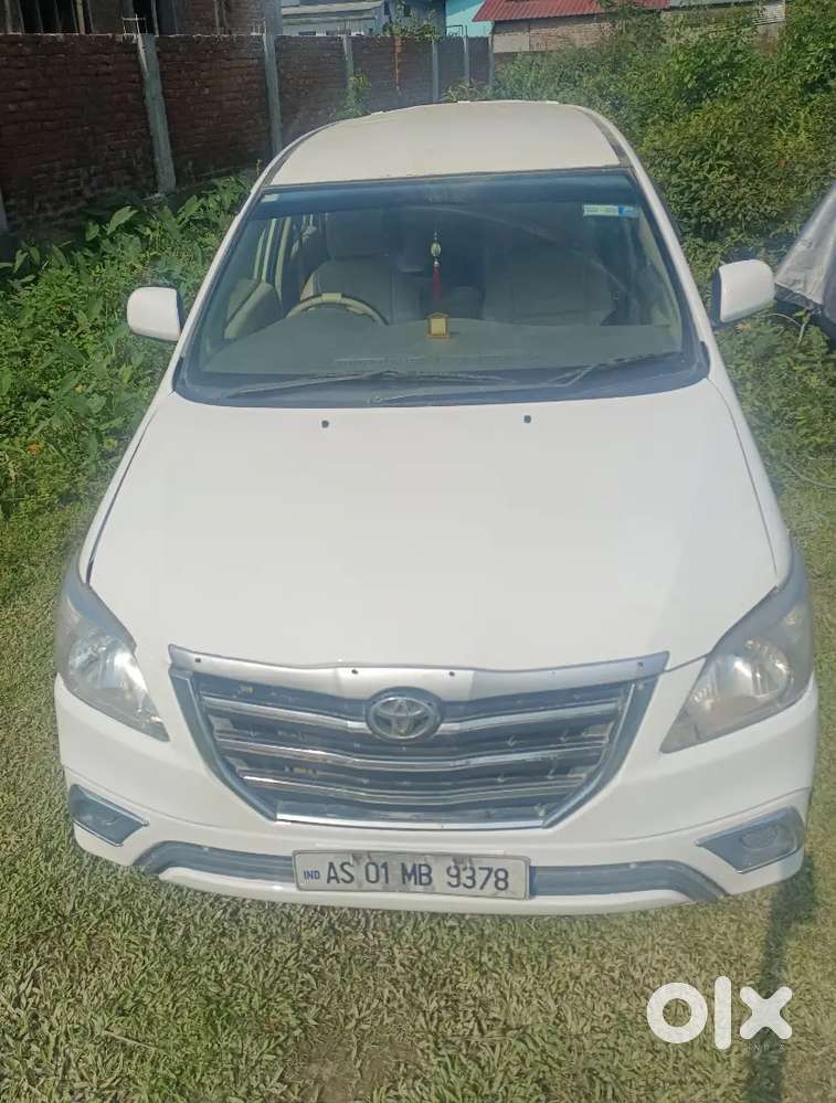 Toyota Innova 2012 Diesel Well Maintained