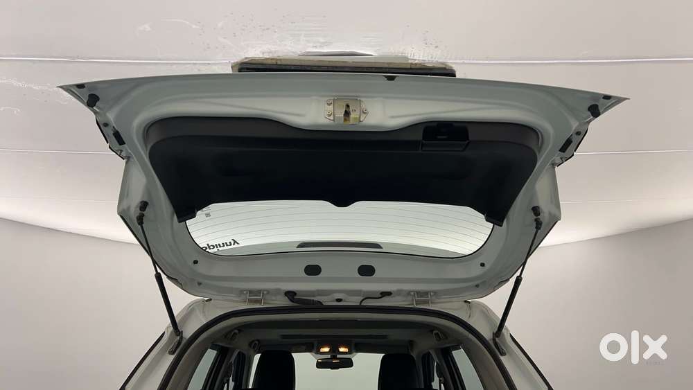 Maruti Suzuki Vitara Brezza 1.5 Zxi, 2022, Petrol