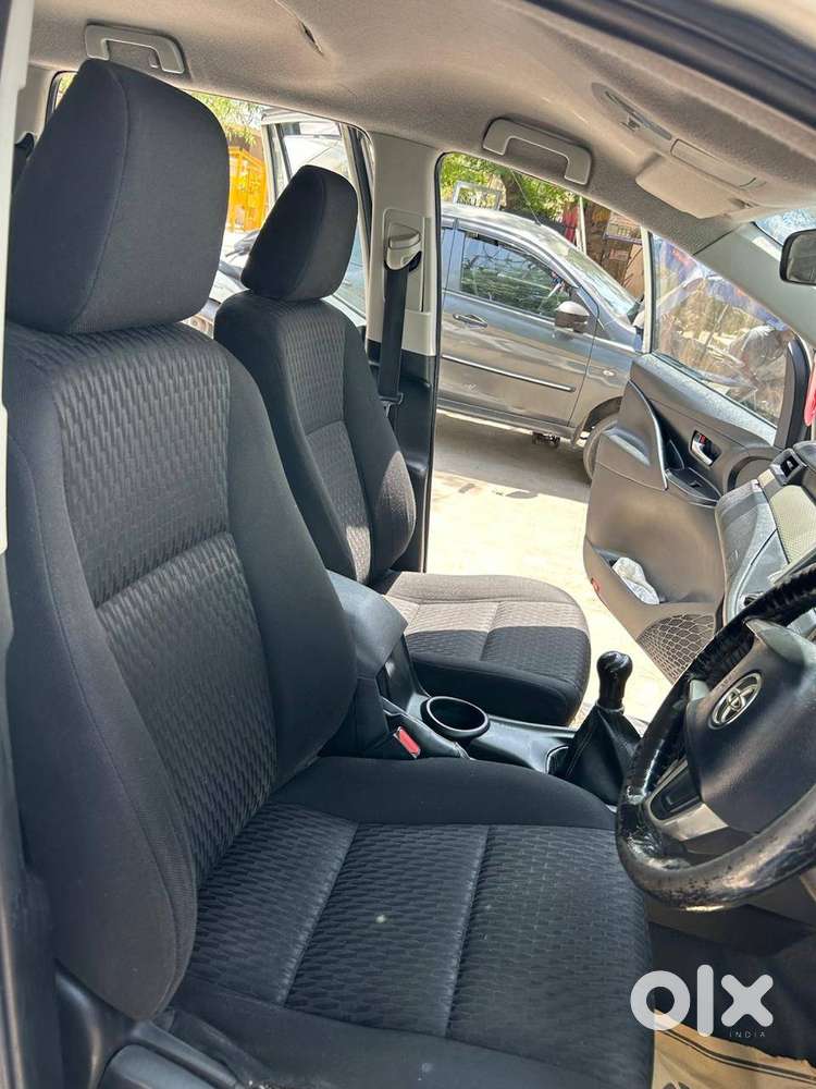 Toyota Innova Crysta 2017 Diesel Good  For Salecondition