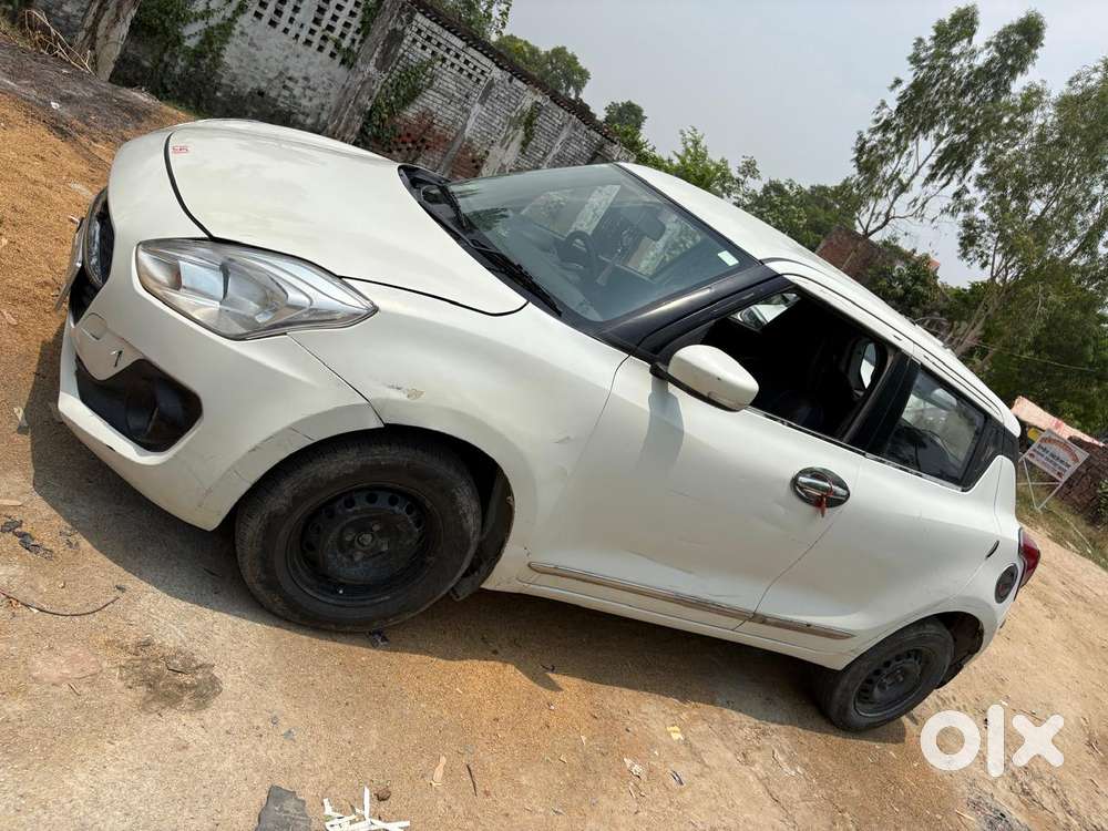 Maruti Suzuki Swift Vxi + Manual, 2021, Petrol