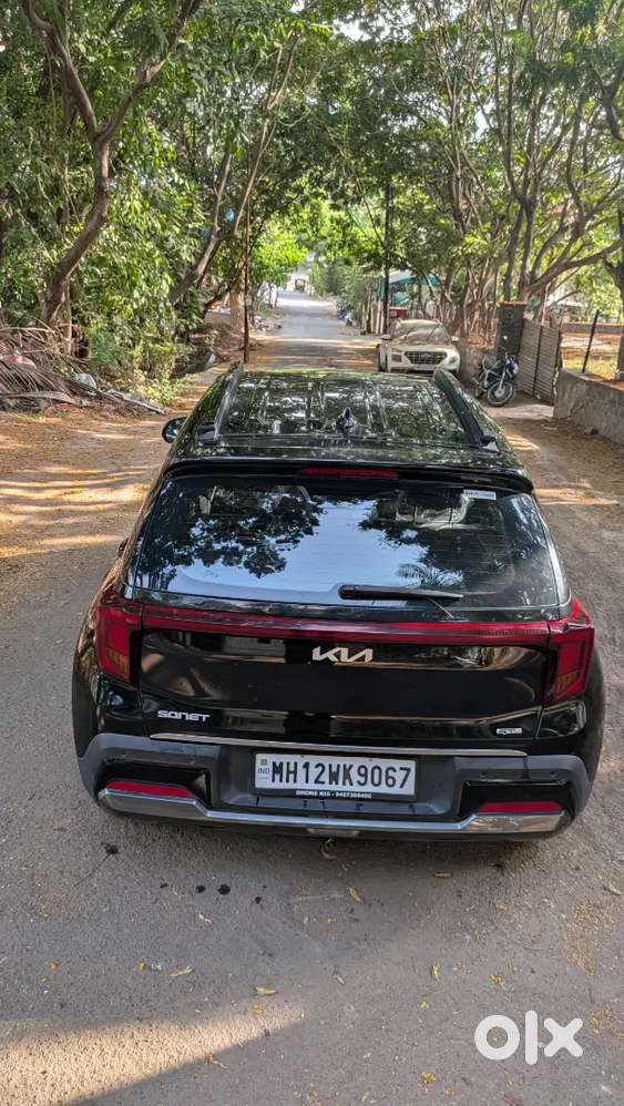 Kia Sonet 2024 Petrol Well Maintained