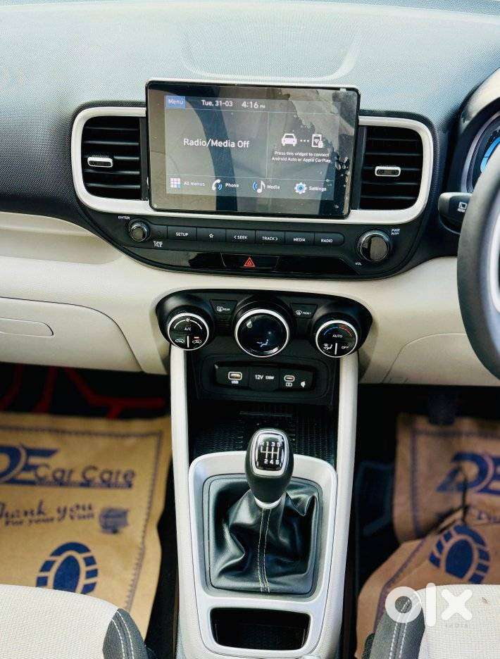 Hyundai Venue Sx Mt, 2024, Diesel