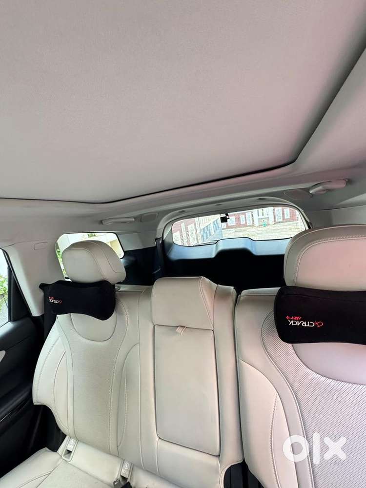 Mahindra Xuv700 2024 Diesel 14600 Km Driven