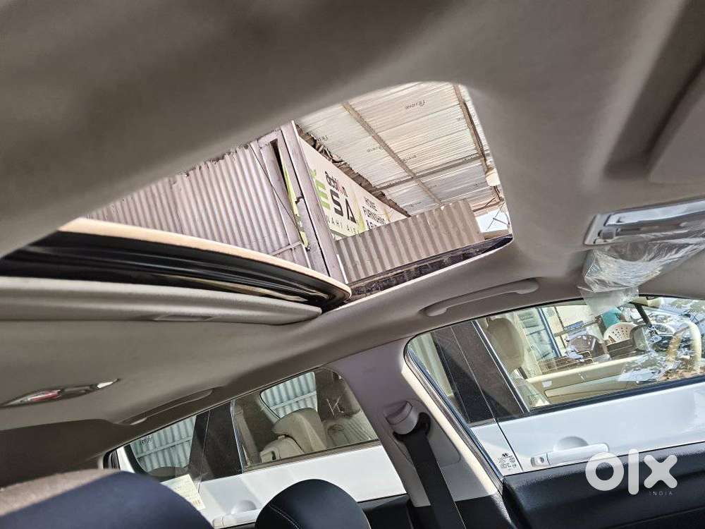 Hyundai I20 Asta 1.2 O With Sunroof, 2021, Petrol